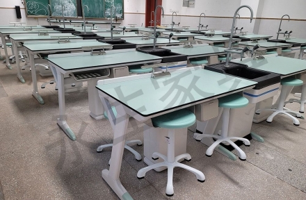 Primary and secondary school furniture