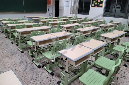 Primary and secondary school furniture